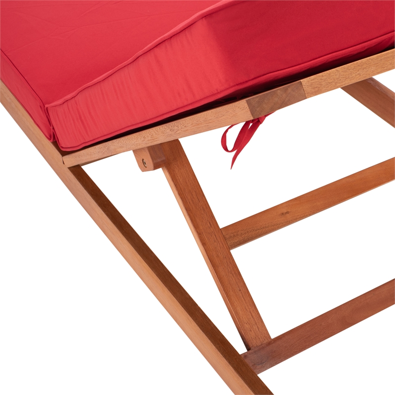 Safavieh Solano Wood and Fabric Sunlounger in Natural / Red