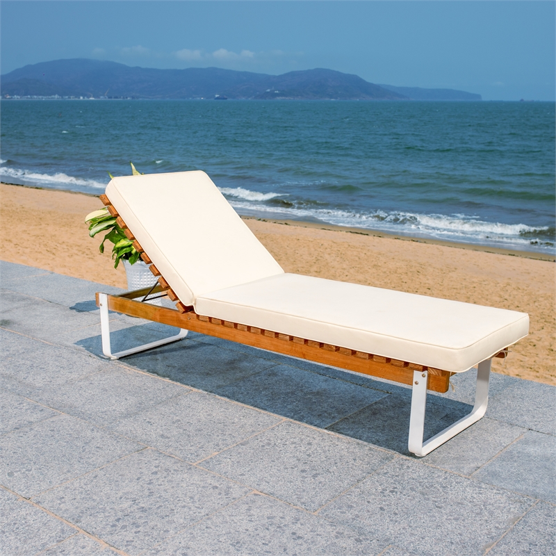 Safavieh Nuca Wood Sunlounger in Natural / White