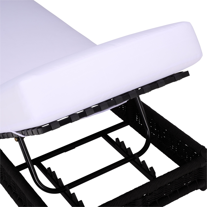 Safavieh Callan Steel and Fabric Lounger in Black / White