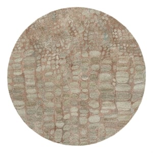 Safavieh Abstract 6'-0&quot x 6'-0&quot Polyester Hand Tufted Rug in Green / Blush