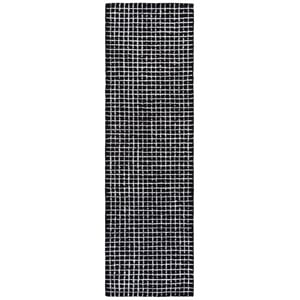 Safavieh Abstract 2'-3&quot x 8'-0&quot Polyester Hand Tufted Rug in Ivory / Black