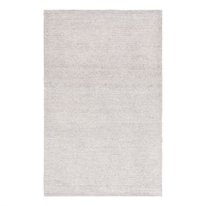 Safavieh Abstract 4'-0&quot x 6'-0&quot Polyester  Hand Tufted Rug in Silver / Taupe