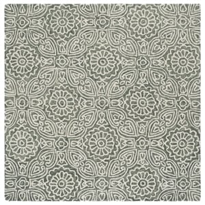 Safavieh Blossom 6'-0&quot x 6'-0&quot Wool and Cotton Hand Tufted Rug in Gray / Ivory