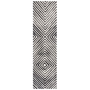 Safavieh Ebony 2'-3&quot x 11'-0&quot Wool and Cotton Hand Tufted Rug in Black / Ivory