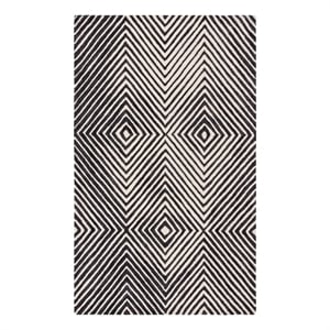 Safavieh Ebony 2'-3&quot x 5'-0&quot Wool and Cotton Hand Tufted Rug in Black / Ivory