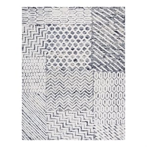 Safavieh Ebony 8'-0&quot x 10'-0&quot Wool and Cotton Hand Tufted Rug in Ivory / Black