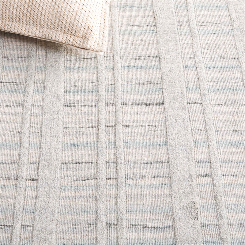 Safavieh Fifth Avenue 2'-3