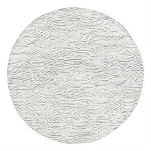Safavieh Glamour 6'-0&quot x 6'-0&quot Wool Hand Tufted Rug in Silver / Ivory