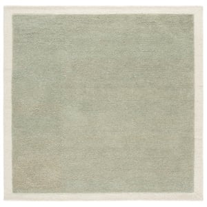 Safavieh Metro 6'-0&quot x 6'-0&quot Wool and Cotton Hand Tufted Rug in Sage / Ivory