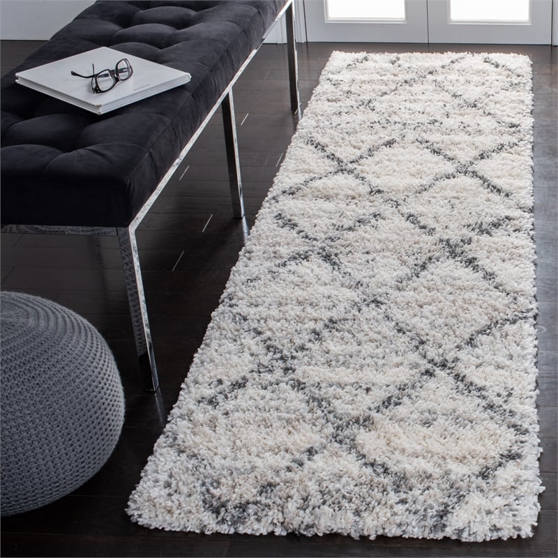 Safavieh Fontana Shag  800 2'-3