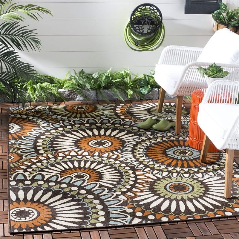 Safavieh Veranda Polypropylene Medium Rectangle Rug VER091-0725-5 in Chocolate and Terracotta