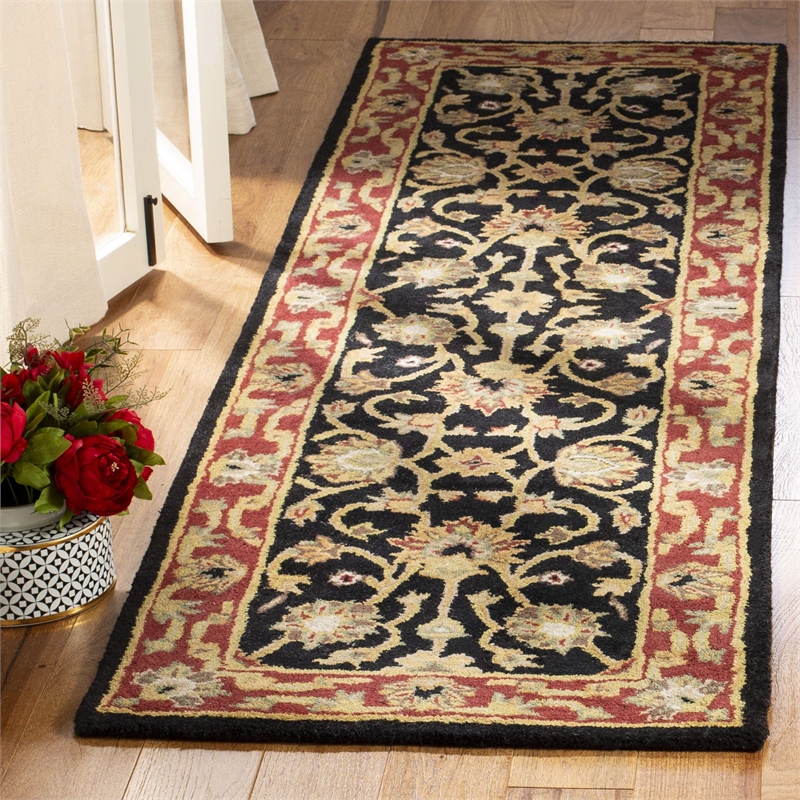 Safavieh Heritage Accent Rug in Black / Red