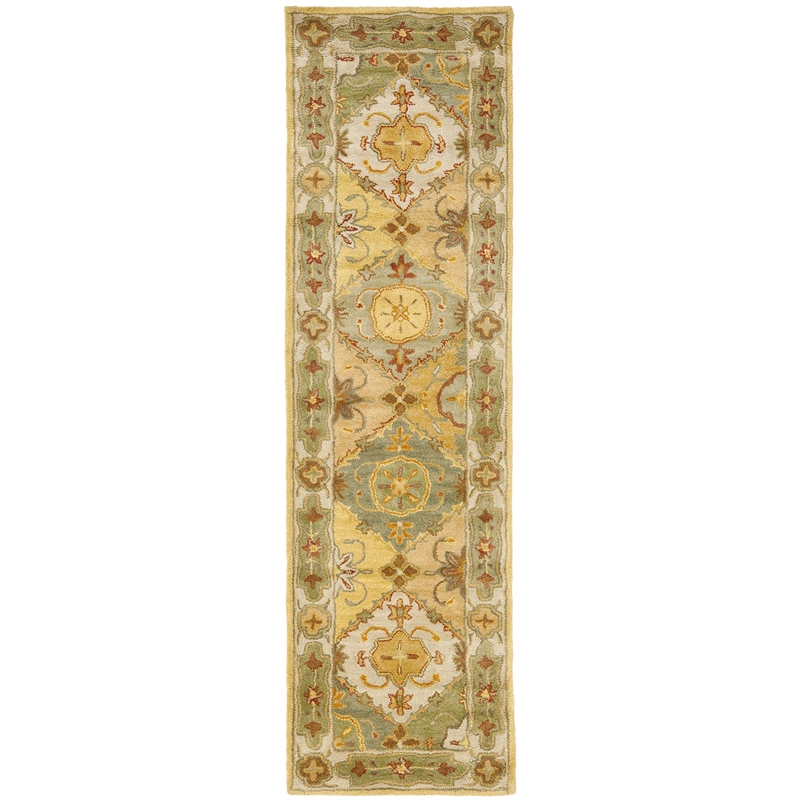 Safavieh Heritage Runner Rug in Multi / Ivory