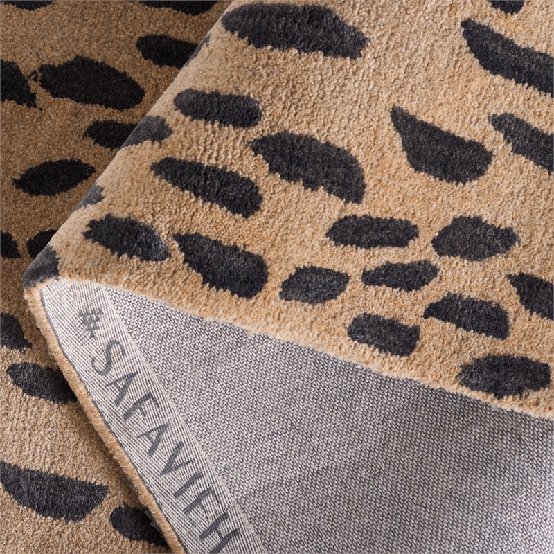 Safavieh Soho 11'-0