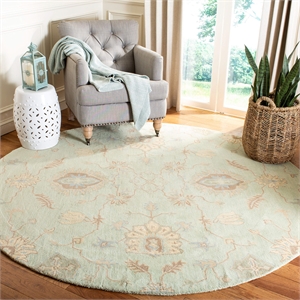 Safavieh Wyndham Round Rug in Light Green
