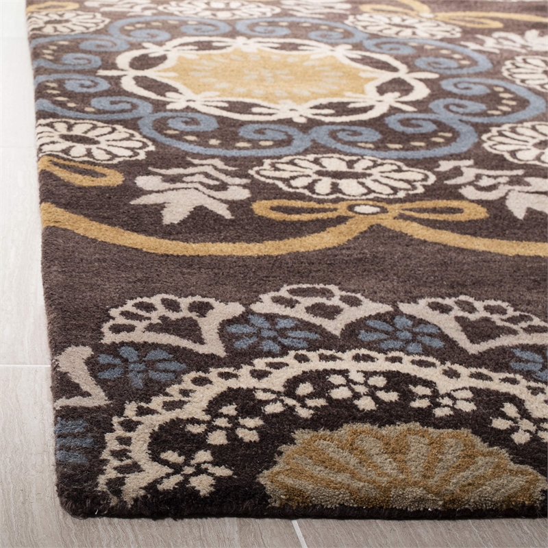 Safavieh Wyndham Square Rug in Eggplant / Multi