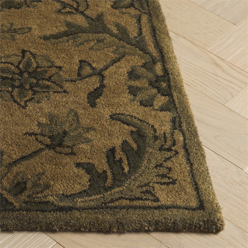 Safavieh Antiquity Olive Traditional Rug - 5' x 8'