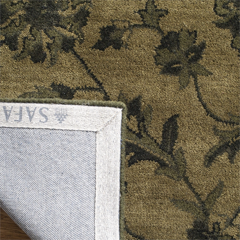 Safavieh Antiquity Olive Traditional Rug - 5' x 8'