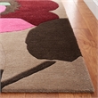 Safavieh Bella 5' X 8' Wool Hand Tufted Rug in Sand / Multi-Color