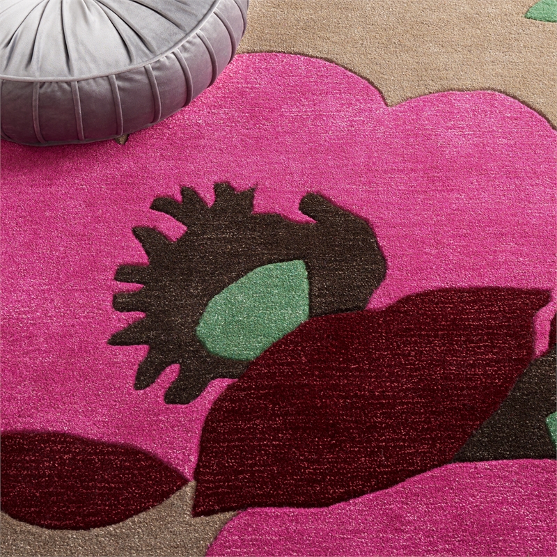 Safavieh Bella 5' X 8' Wool Hand Tufted Rug in Sand / Multi-Color
