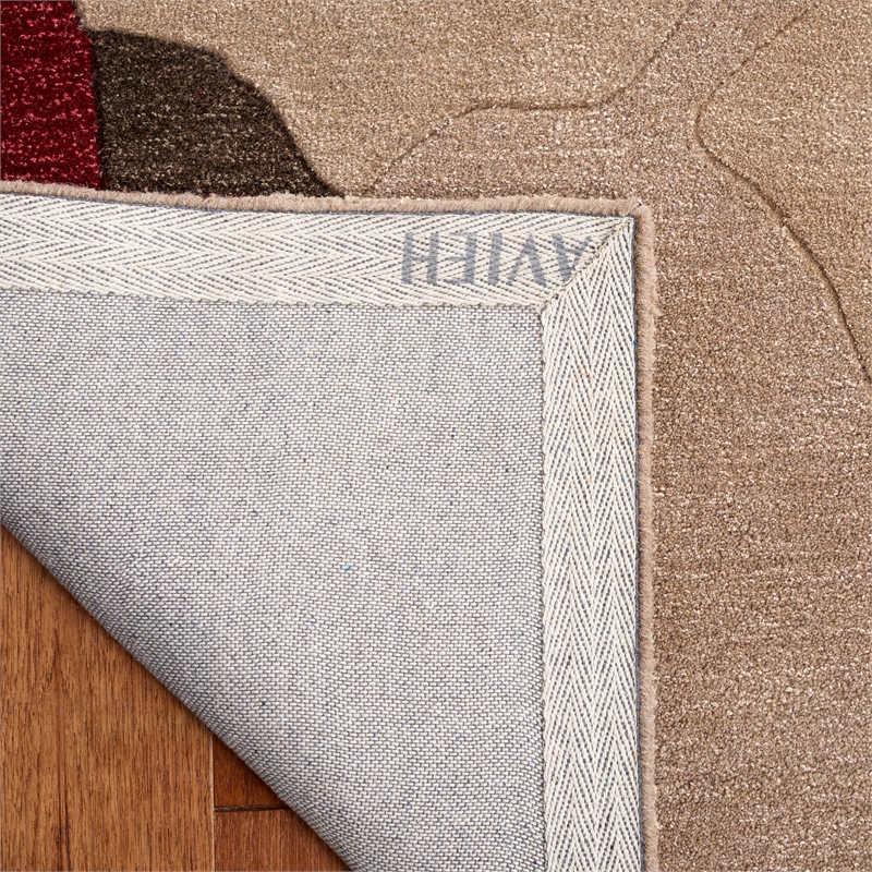 Safavieh Bella 5' X 8' Wool Hand Tufted Rug in Sand / Multi-Color