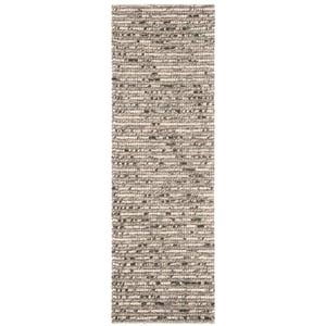 Safavieh Bohemian 2'-6&quot x 8'-0&quot Wool Hand Woven Rug in Blue / Multi-Color
