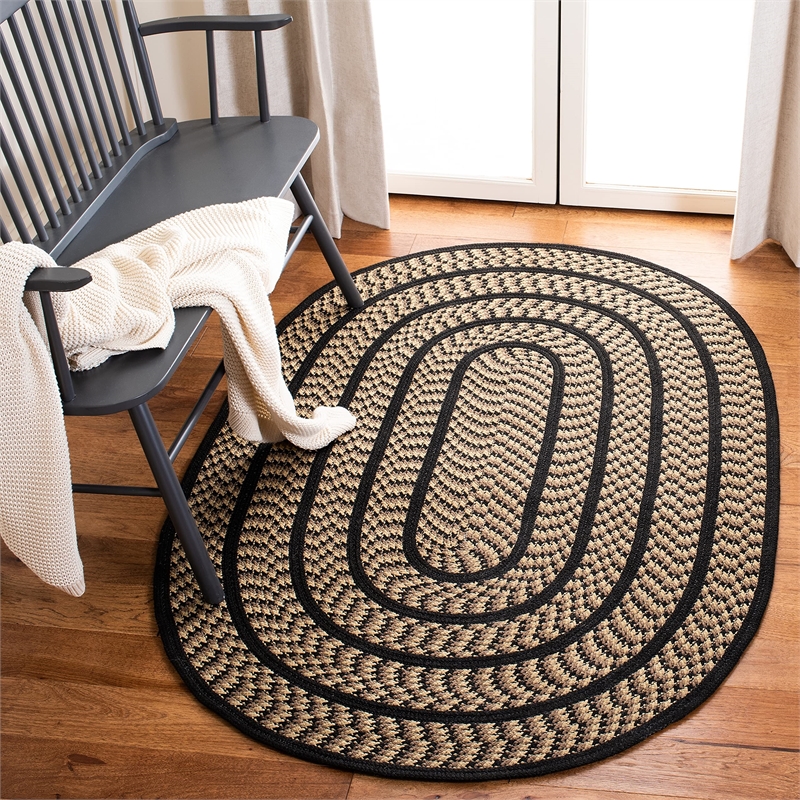 Safavieh Braided BEIGE Braided Rug - Oval 4' x 6'
