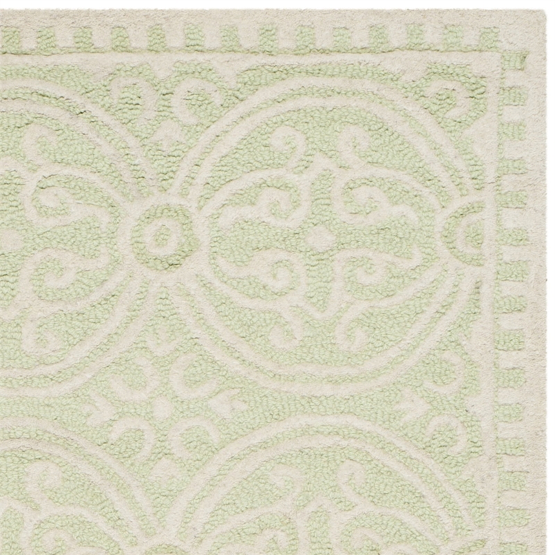 Safavieh Cambridge Light Green Transitional Rug - 4' x 6'