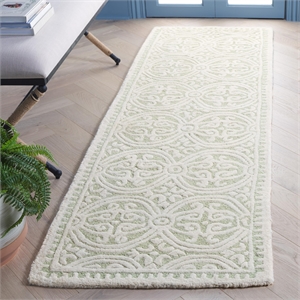 Safavieh Cambridge Light Green Transitional Rug - Runner 2'6&quot x 8'