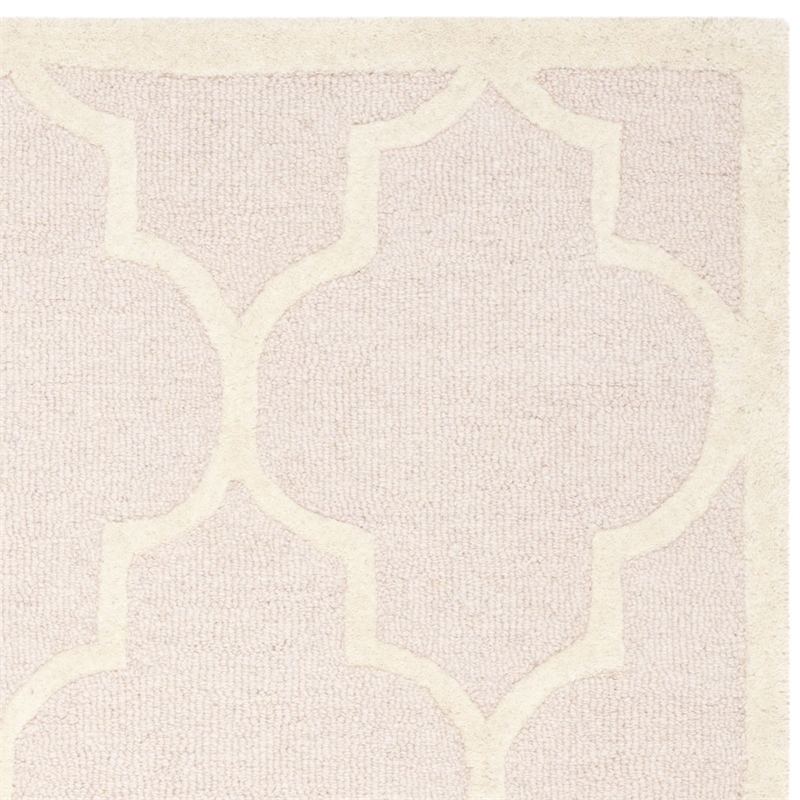 Safavieh Cambridge Light Pink Transitional Rug - 4' x 6'
