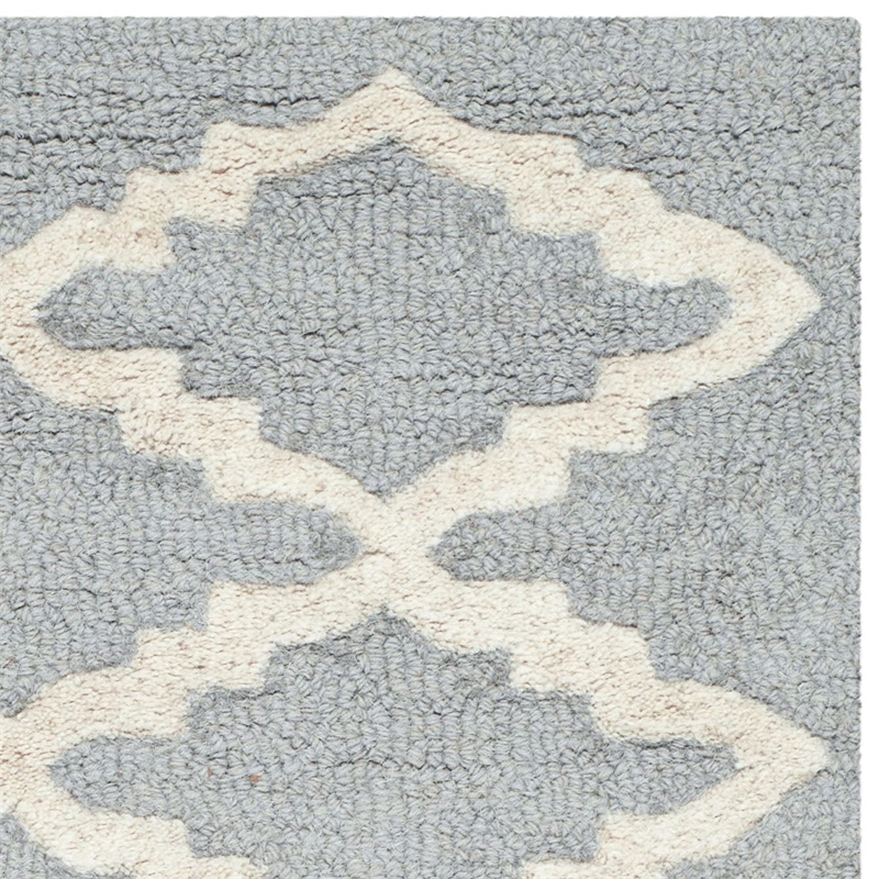 Safavieh Cambridge Silver Transitional Rug - 2' x 3'
