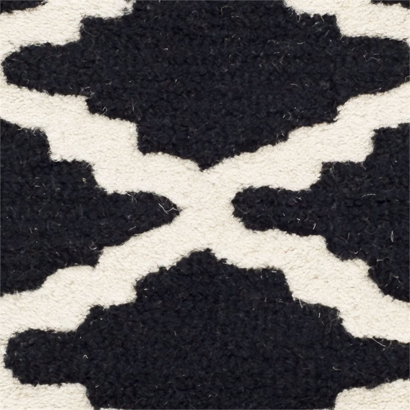 Safavieh Cambridge Black Transitional Rug - 2' x 3'