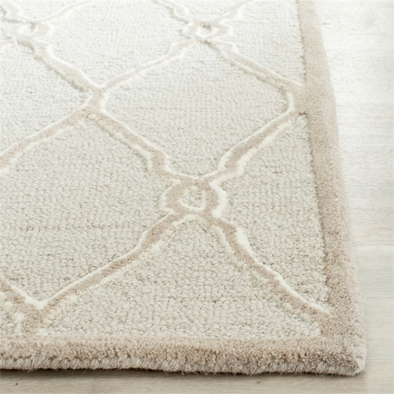 Safavieh Cambridge Light Grey Transitional Rug - Runner 2'6