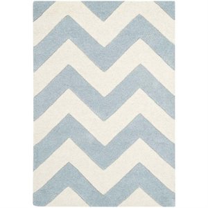 Safavieh Chatham 2'-3&quot X 5' Wool Hand Tufted Rug in Blue / Ivory
