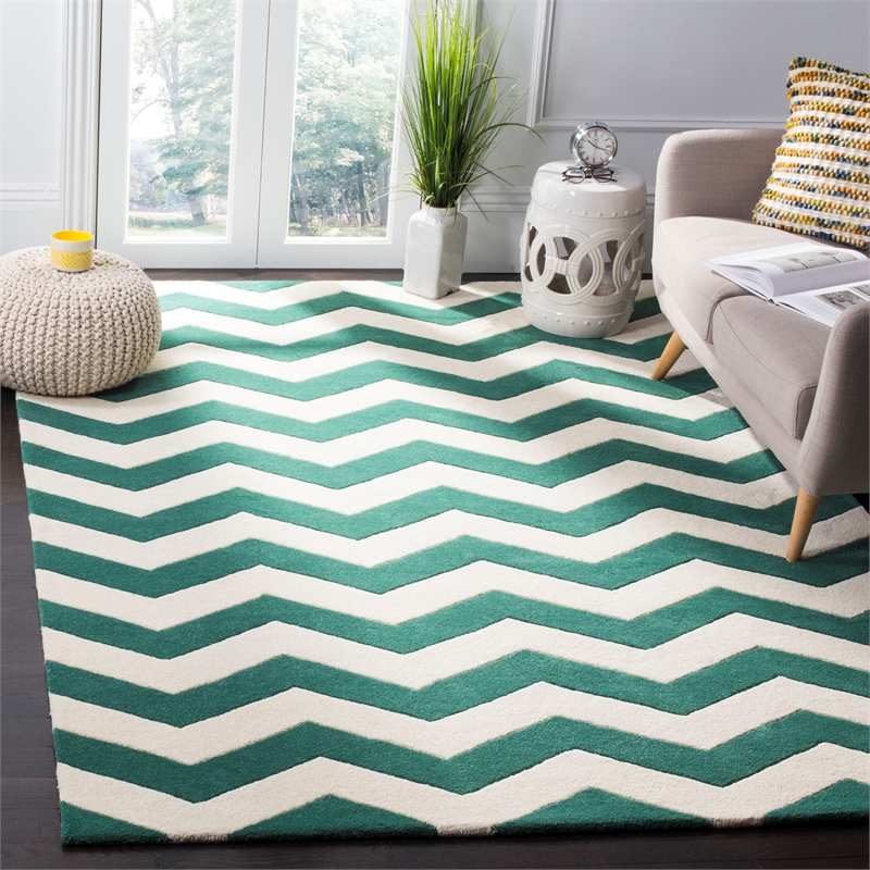 Safavieh Chatham 8' X 10' Wool Hand Tufted Rug in Teal / Ivory