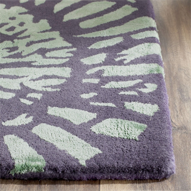 Safavieh Capri Lavander Contemporary Rug - 5' x 8'