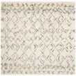Safavieh Casablanca 4' X 6' Wool and Cotton Hand Tufted Rug in Ivory / Gray