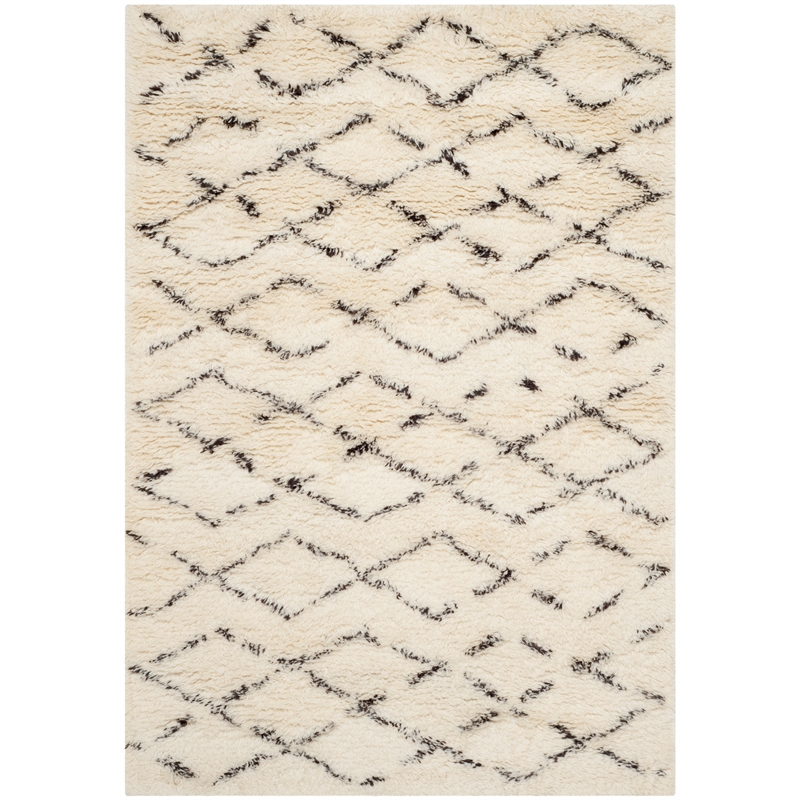 Safavieh Casablanca 4' X 6' Wool Hand Tufted Rug in Ivory / Brown