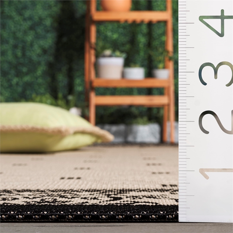Safavieh Courtyard Sand Indoor Outdoor Rug - Square 7'10