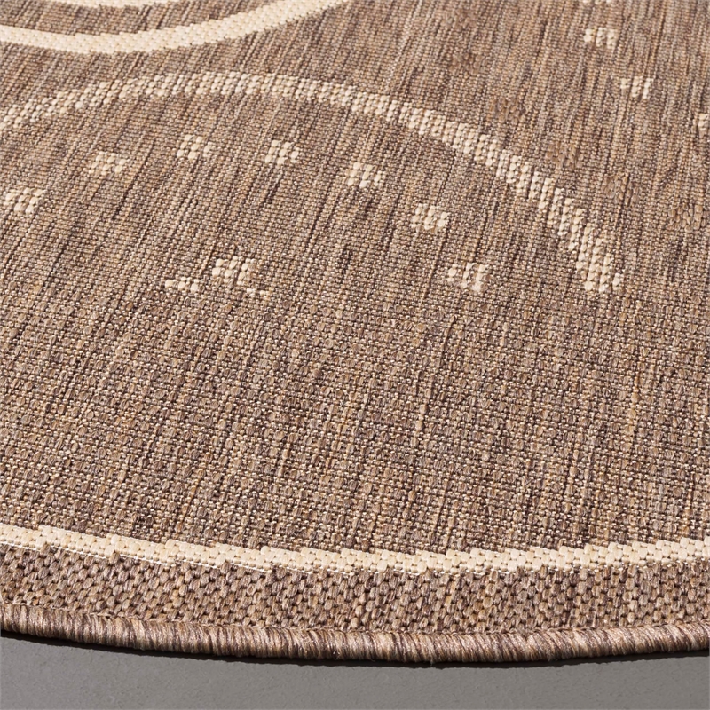 Safavieh Courtyard Brown Indoor Outdoor Rug - Round 7'10