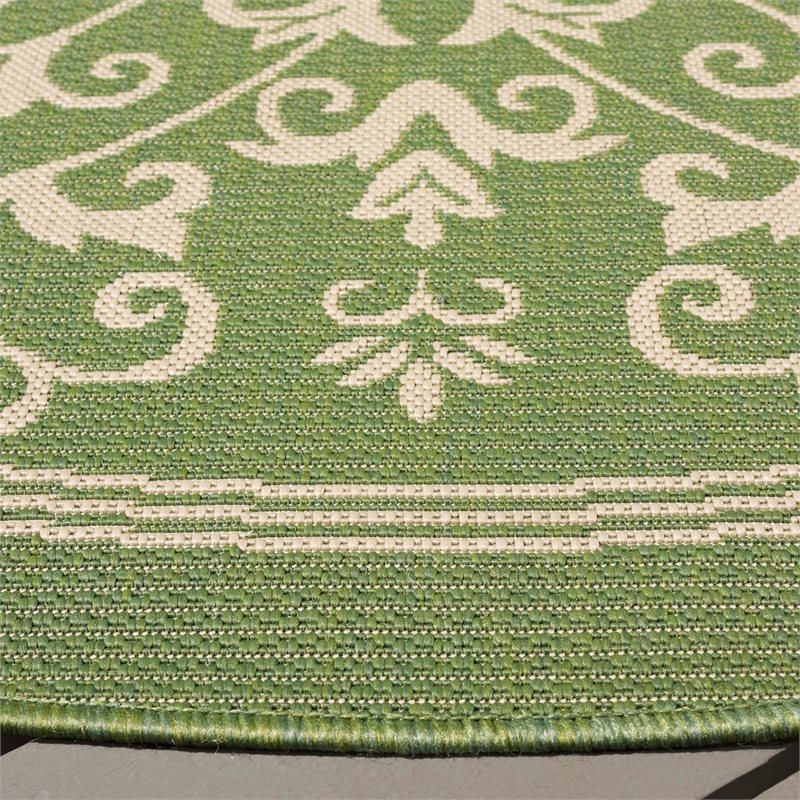 Safavieh Courtyard Olive Indoor Outdoor Rug - Round 7'10