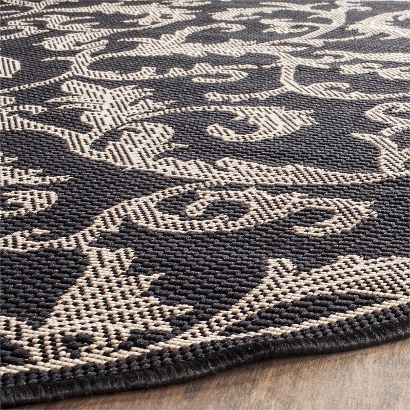 Safavieh Courtyard Black Indoor Outdoor Rug - Round 7'10