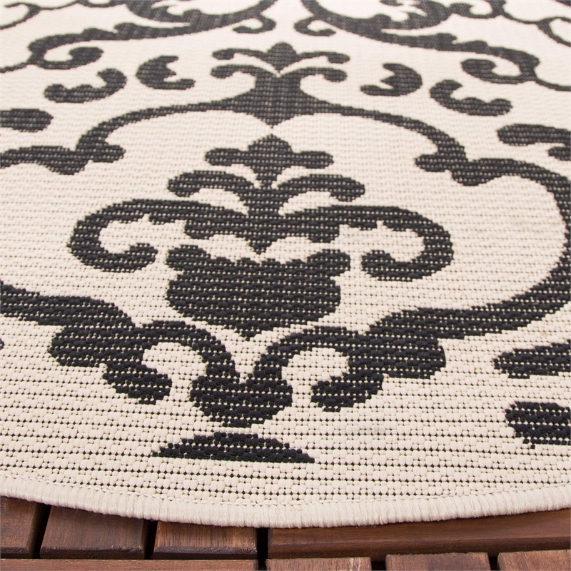 Safavieh Courtyard Sand Indoor Outdoor Rug - Round 7'10