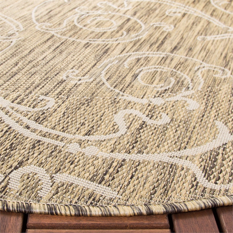 Safavieh Courtyard Brown Indoor Outdoor Rug - Round 7'10
