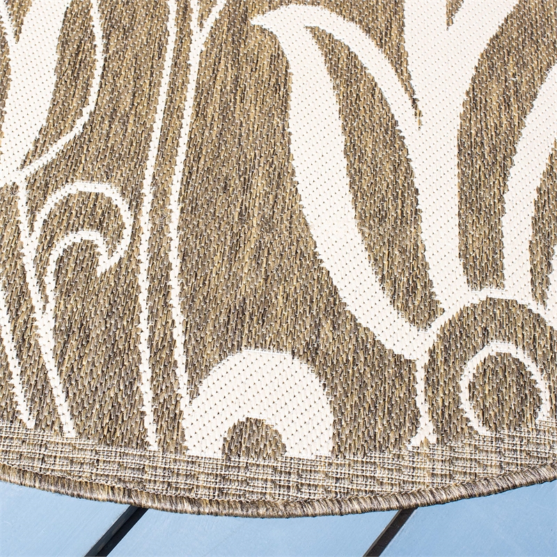 Safavieh Courtyard Brown Indoor Outdoor Rug - Round 7'10