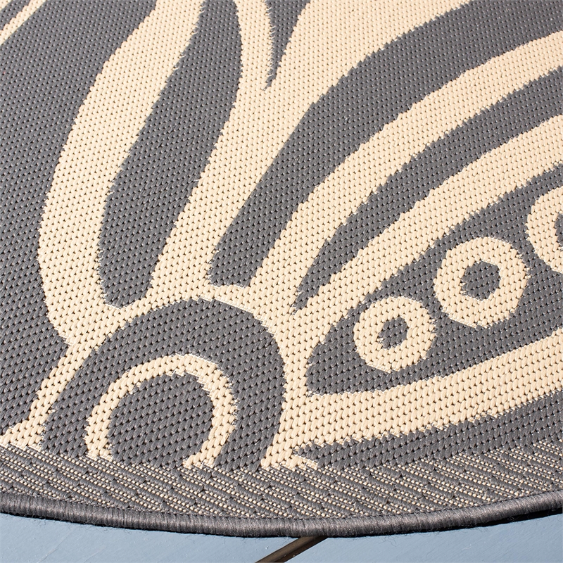 Safavieh Courtyard Grey Indoor Outdoor Rug - Round 7'10