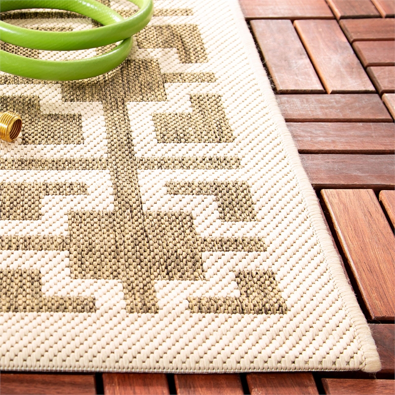 Safavieh Courtyard Mocha Indoor Outdoor Rug - 2' x 3'7