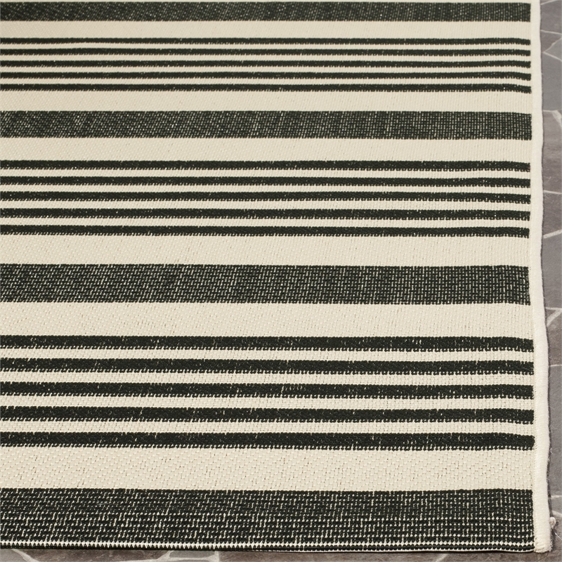 Safavieh Courtyard Brown Indoor Outdoor Rug - 5'3