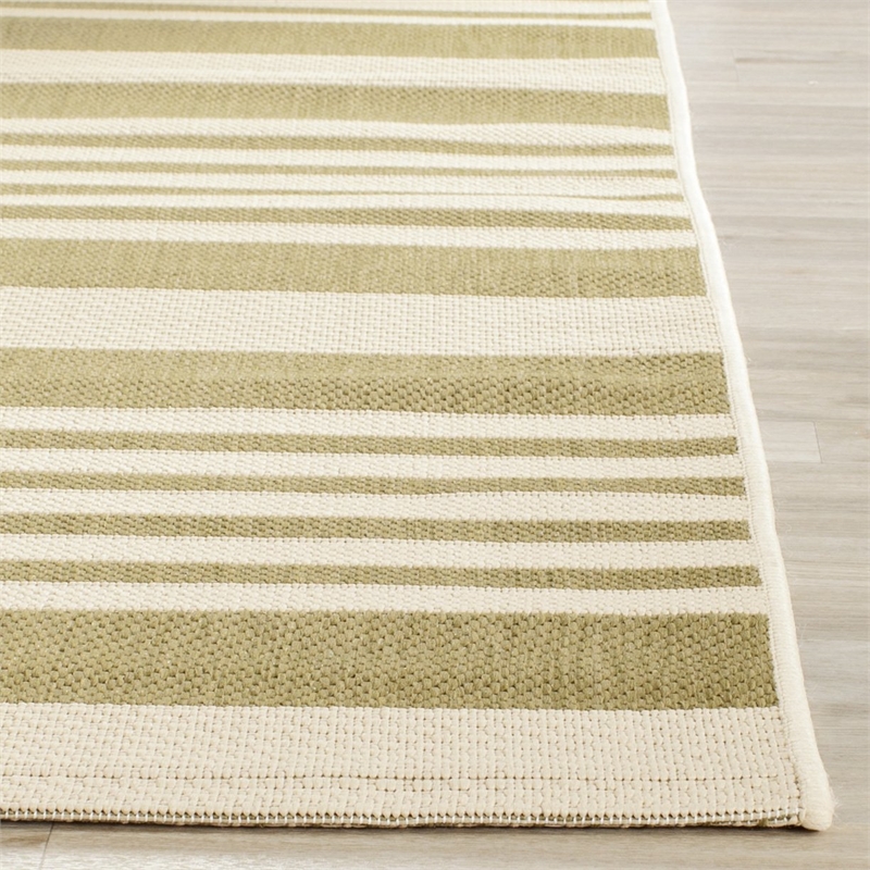 Safavieh Courtyard Green Indoor Outdoor Rug - 2' x 3'7