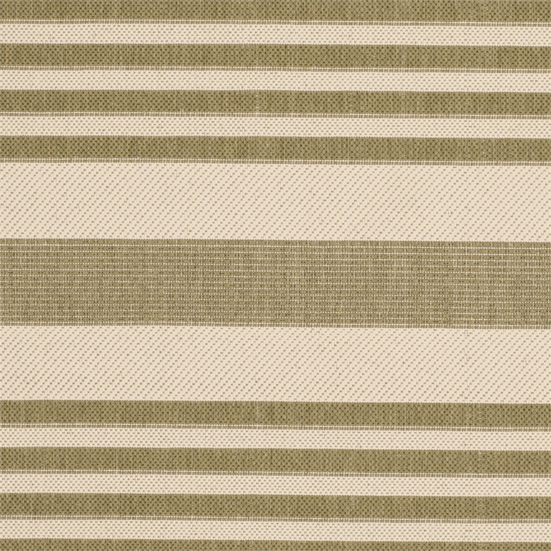 Safavieh Courtyard Green Indoor Outdoor Rug - 4' x 5'7